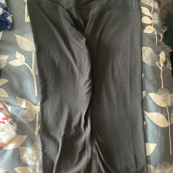 Lululemon tights - Picture 1 of 2